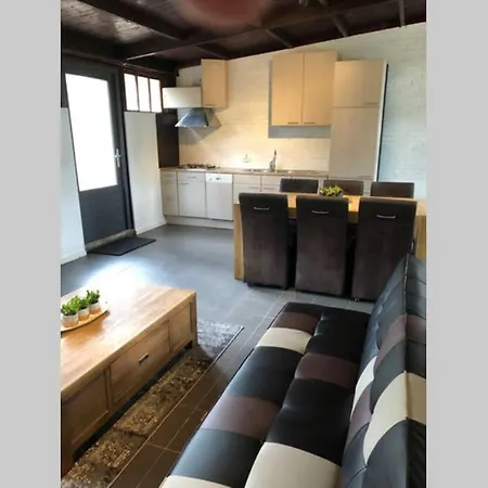 Holiday home Het Dennenhuis, Mooi Vakantiehuis In Het Bos. Doornspijk